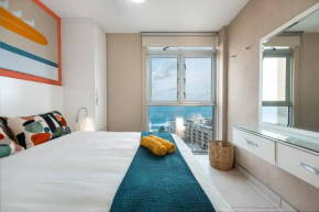 1002 La Ballito-trendy apartment with endless view